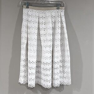 SUNCOO Paris White Eyelet skirt with gold waistband Size T1 (US S)